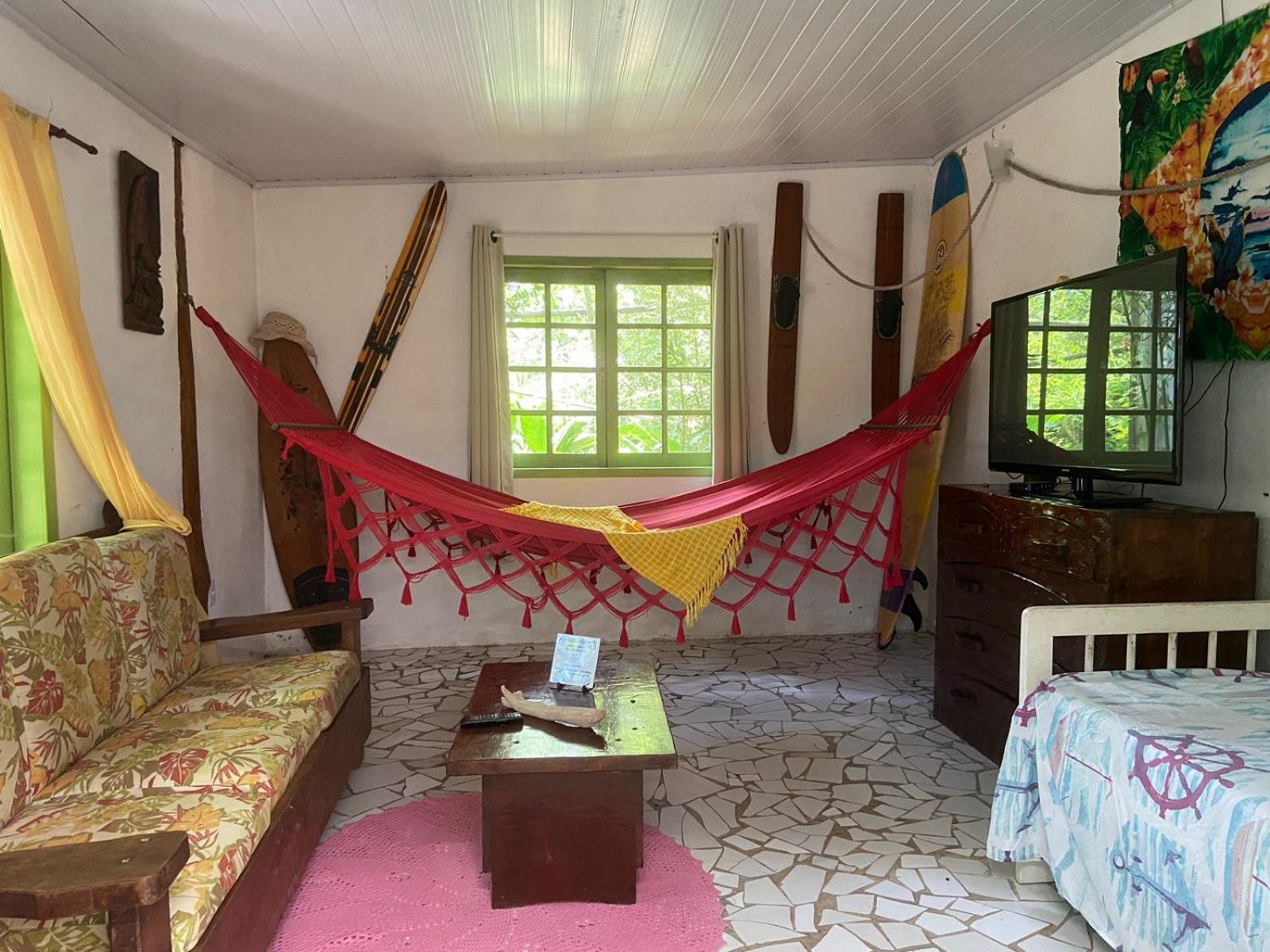 Chalé Privativo à beira do rio Jaguareguava na Mata Atlântica em Bertioga SP Villa Esterno foto